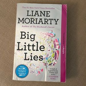 Big Little Lies by Liane Moriarty Paperback